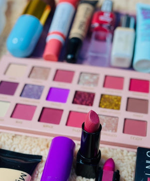 20 Items Makeup Deal Combo Kit - Zambeel
