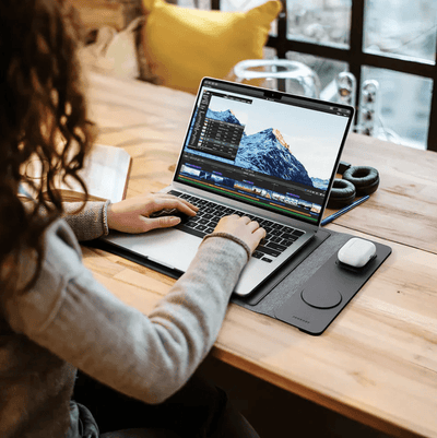 4 in 1 Wiresless Charging Laptop Sleeve - Zambeel
