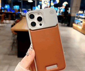 جراب جلدي لهاتف iPhone معطر بالروائح العطرية