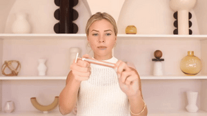 شريط تدليك الوجه الكهربائي على شكل حرف V