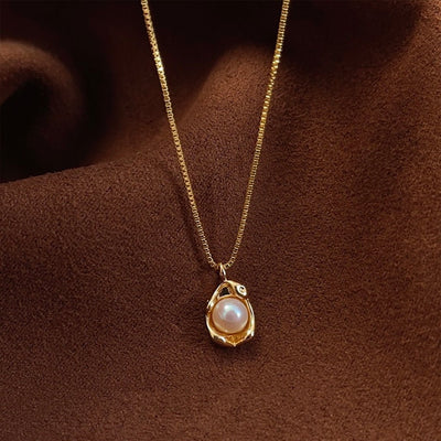 A Niche Fashion High - end Collarbone Chain Women's Necklace - Zambeel