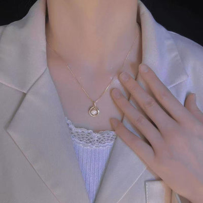 Affordable Luxury Versatile Shell Pendant Necklace - Zambeel