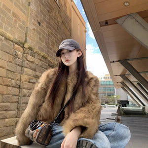 American - style Cropped Eco - friendly Faux Fur Top - Zambeel