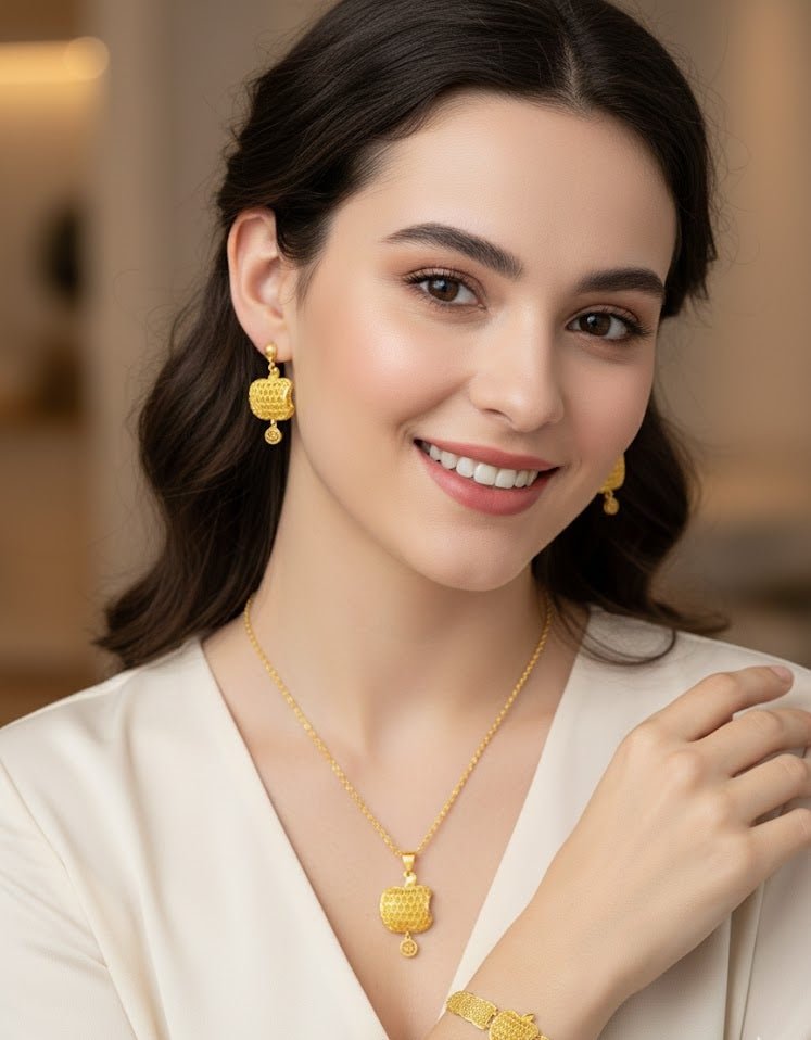 Apple Charm Gold Jewelry Set - Zambeel