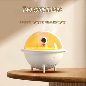 Astronaut Humidifier For Bedroom Mini Air Humidifier Space Planet Air Humidifier USB Electric Ultrasonic Cool Water Mist Aroma Diffuser With LED Light For Home Room Mini Humidifier - Zambeel