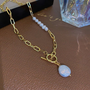 Asymmetric Metal Freshwater Pearl Necklace - Zambeel