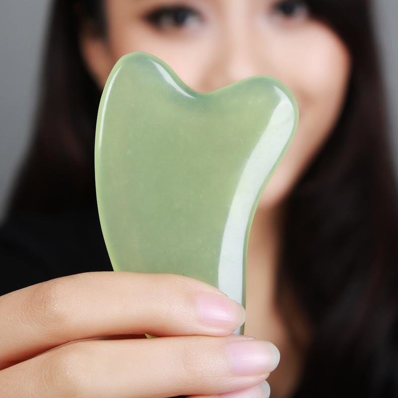Beauty jade scraping - Zambeel
