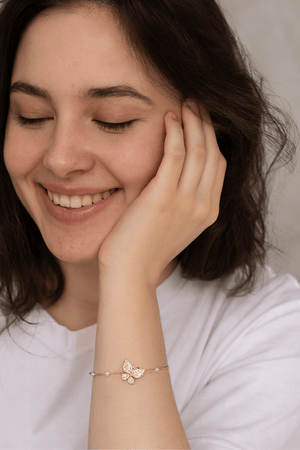 Butterfly Charm Pearl Bracelet - Zambeel