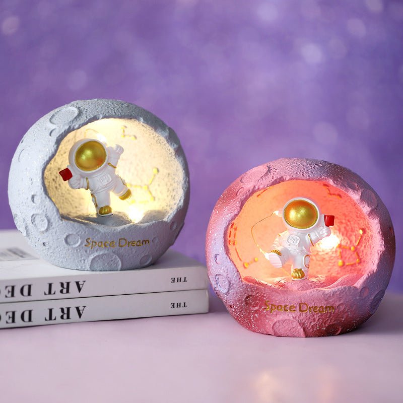 Cartoon Cute Spaceman Bedroom Table Decorations Small Ornaments - Zambeel