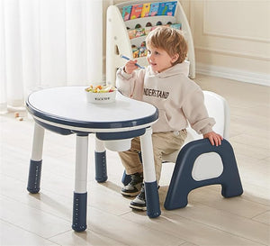 Children Table with Chair © - Zambeel