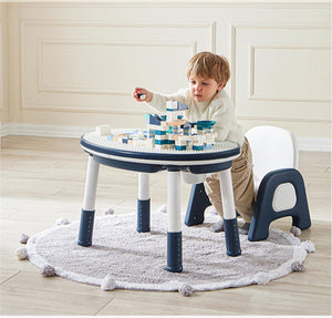 Children Table with Chair © - Zambeel