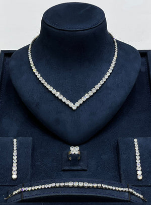 Classic V - Cut Crystal Jewelry Set - Zambeel