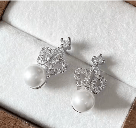 Crown Pearl Necklace Set - Zambeel