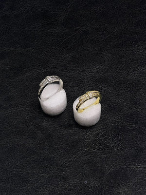 Crystal Band Ring - Zambeel