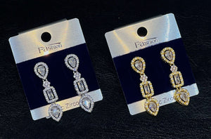 Crystal Leaf Grace Earrings - Zambeel