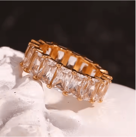 Cubic Zirconia Ring - Zambeel