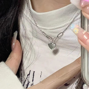 Delicate And Elegant Mother - of - Pearl Heart Necklace For Women - Zambeel