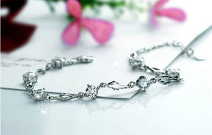 Diamond - encrusted Diamond - pattern Bracelet - Zambeel