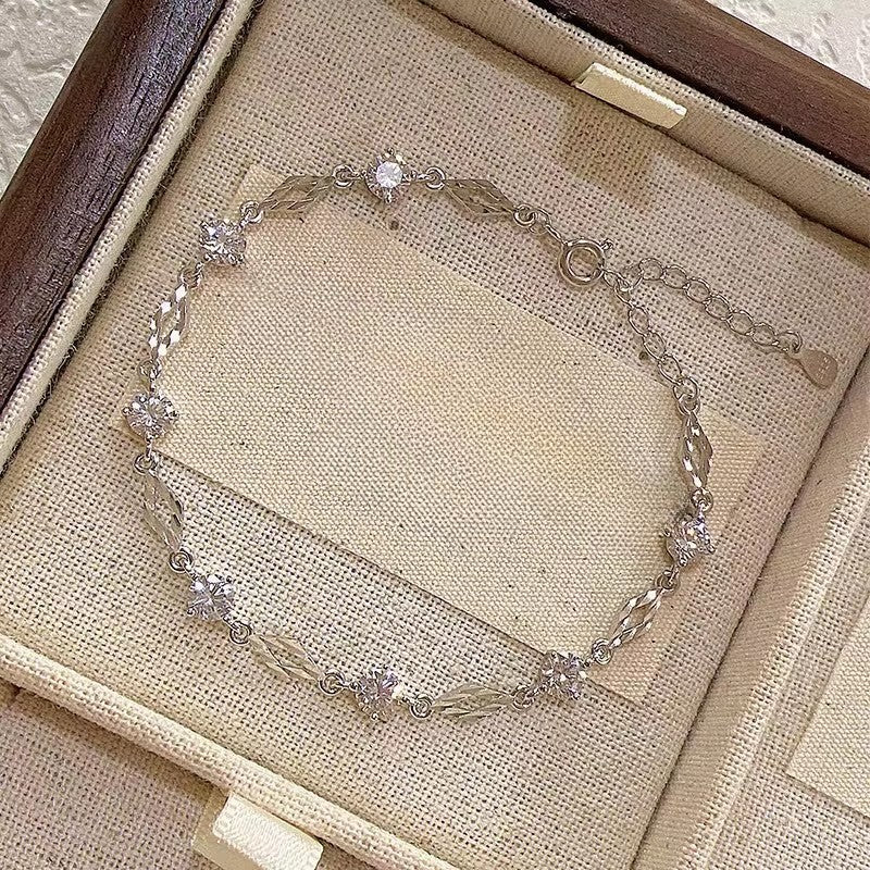 Diamond - encrusted Diamond - pattern Bracelet - Zambeel