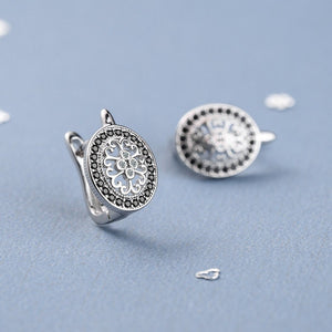 Diamond - encrusted Round Ear Clip Small Ear Rings - Zambeel