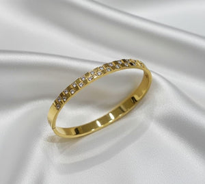 Diamond Line Classic Bangle - Zambeel