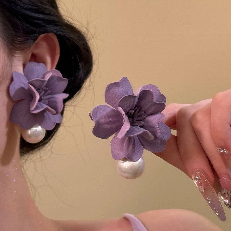 Dreamy Ethereal Sweet Purple Flower Pendant With Pearl Stud Earrings - Zambeel
