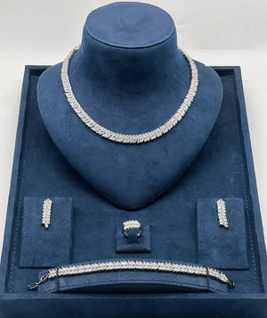 Elegant Leaf Crystal Jewelry Set - Zambeel