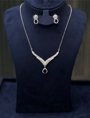 Elegant Teardrop Necklace & Earrings - Zambeel