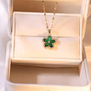 Emerald Zircon Flower Pendant Set - Zambeel