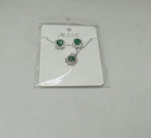 Emerald Zircon Flower Pendant Set - Zambeel