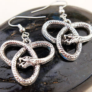European And American Gothic Universe Infinite Snake Earrings Pagan Ancient India - Zambeel
