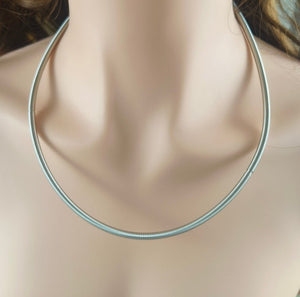 European And American Khaki Necklace Snake Bone Pattern Can Be Opened - Zambeel