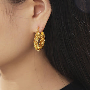 European And American Style Twist Weave Pierced Geometric Earrings - Zambeel