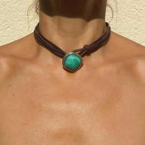 European And American Turquoise Artistic Vintage Cowhide Leather Necklace - Zambeel