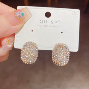 Exquisite And Fashionable Super Sparkling Diamond Droplet Shaped Ear Buckle, Internet Famous Personality, Light Luxury Design Earrings - Zambeel