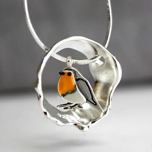 Fashion Creative Bird Hollow Pendant Necklace - Zambeel