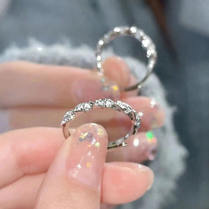 Fashion Jewelry S999 Sterling Silver Winding Love Ring - Zambeel