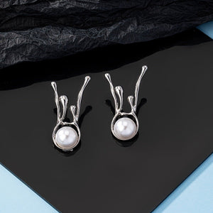 Fashionable Exaggerated Yet Minimalist Deer Antler Inspired Faux Pearl Irregular Earrings - Zambeel