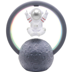 Fashionable Personality Levitation Astronaut Bluetooth Speaker - Zambeel