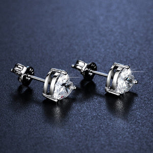 Fashionable Simple And Cute Single Diamond Heart - shaped Stud Earrings - Zambeel