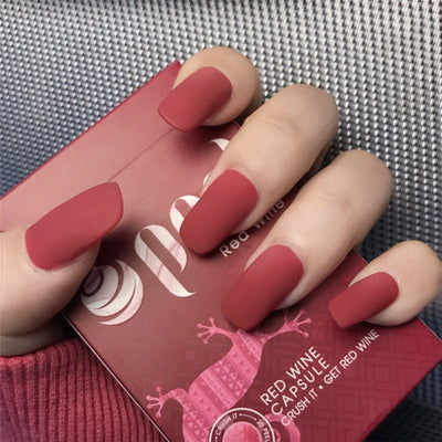 Finished Manicure with False Nails - Zambeel