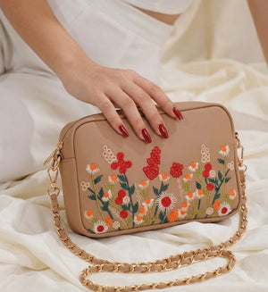 Floral Embroidered Chain Shoulder Bag for Women - Zambeel