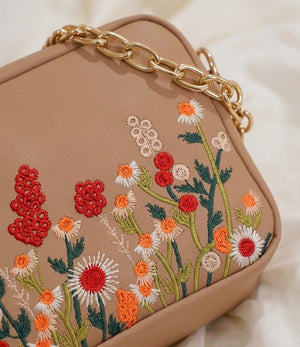 Floral Embroidered Chain Shoulder Bag for Women - Zambeel