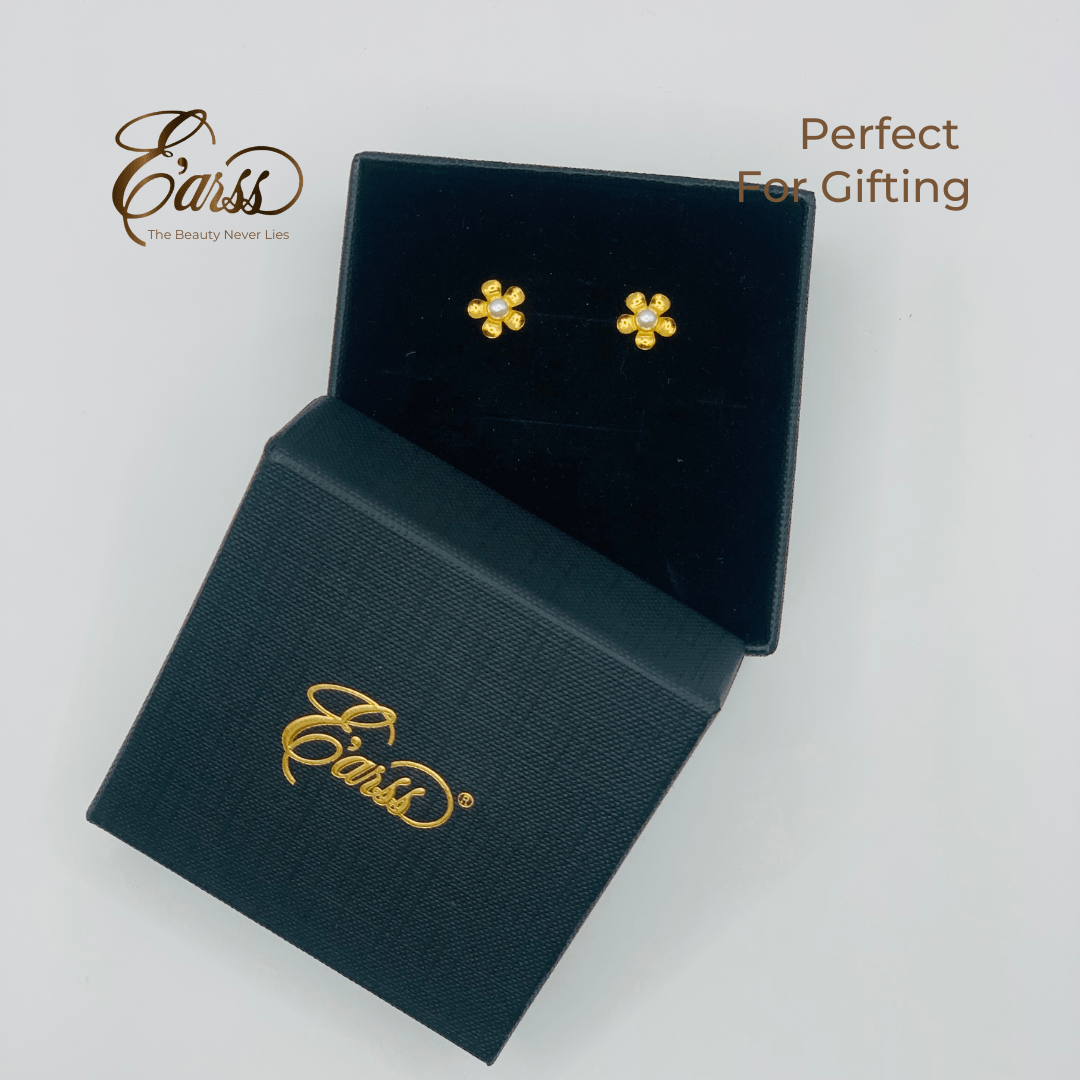 Flower with 3mm Pearl | Stainless Steel | 18K Gold Plated - Zambeel