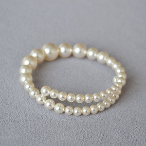 Gradient - Size Pearl Fashion Bracelet For Elegant Ladies - Zambeel
