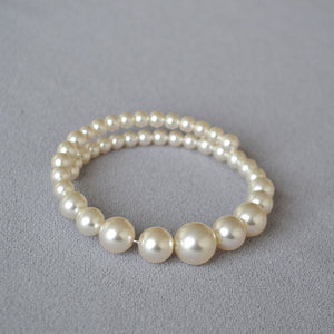 Gradient - Size Pearl Fashion Bracelet For Elegant Ladies - Zambeel