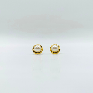 Hammered Bezel Pearl Gold Earring | Stainless Steel | 18K Gold Plated - Zambeel