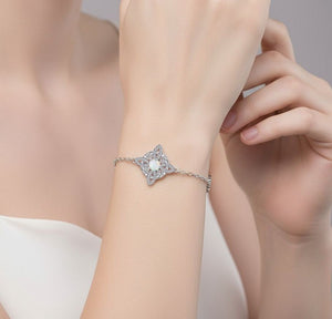 High - end Hand Jewelry Exudes A Refined Understated Bracelet - Zambeel