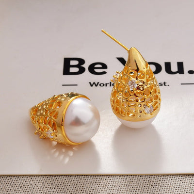 High - end, Light - luxury Waterdrop Pearl Stud Earrings - Zambeel