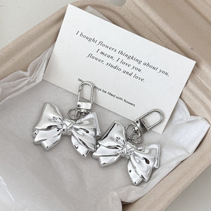High - end Metallic Silver Keychain Pendant Accessory - Zambeel